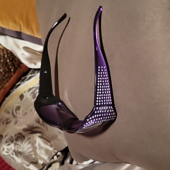 Purple Rhinestone Sunglasses 👓 - Picture 6 of 9